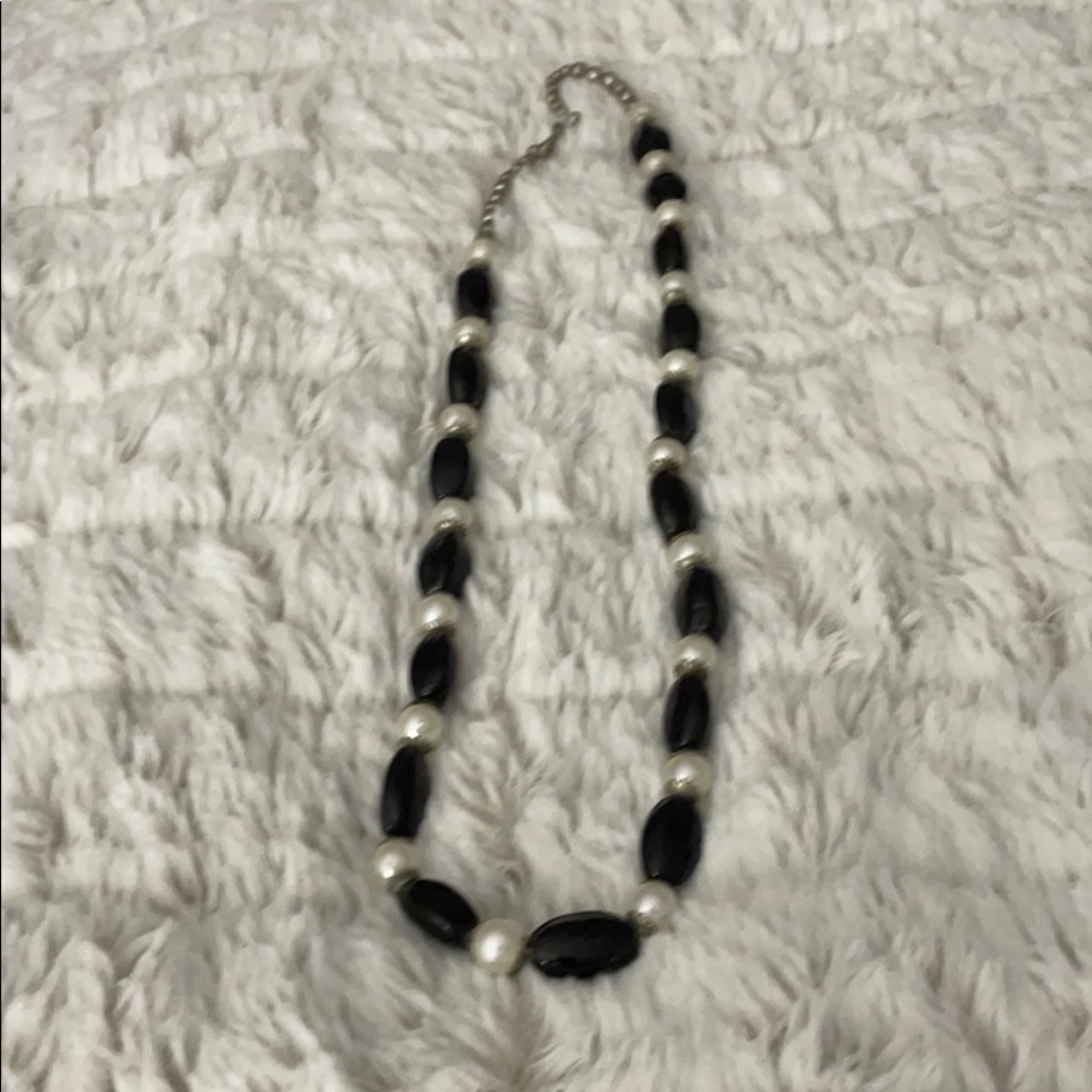 Vintage black bead and pearl necklace